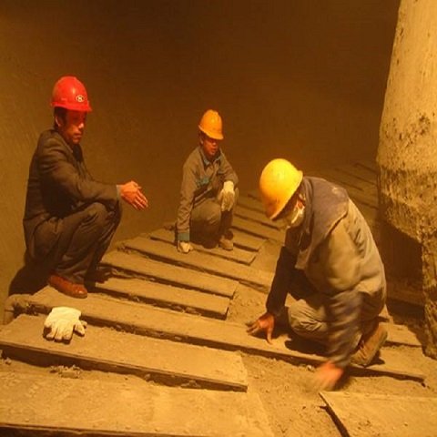 河北水泥庫清灰的必要性與挑戰(zhàn):確保生產(chǎn)效率與安全